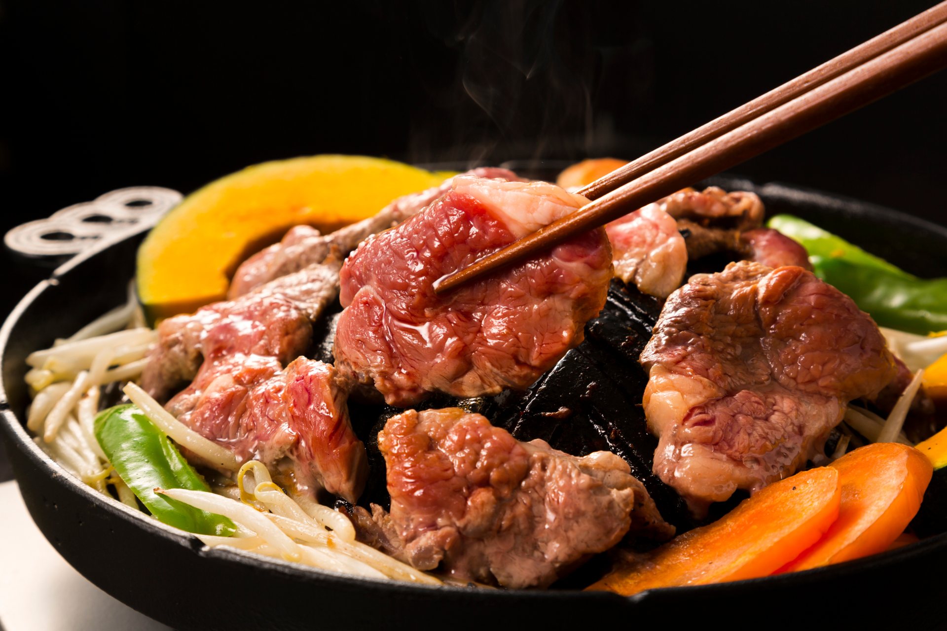 ロース肉の旨味を堪能 | 群馬のジンギスカンなら群衆ジンギスカンひつじ壱番